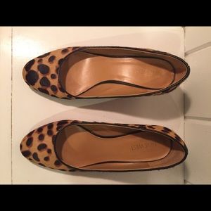 Nine West leopard wedges